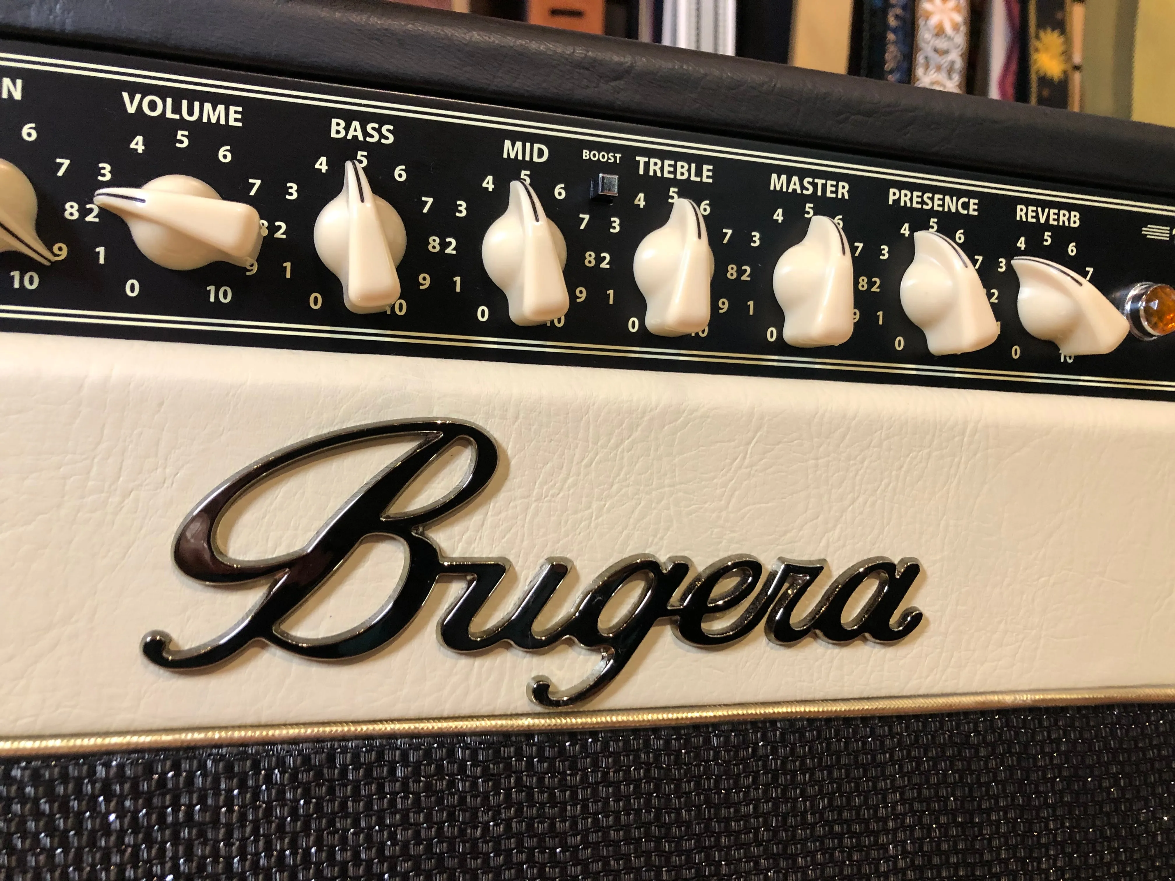 Bugera V22 Infinium Tube Combo