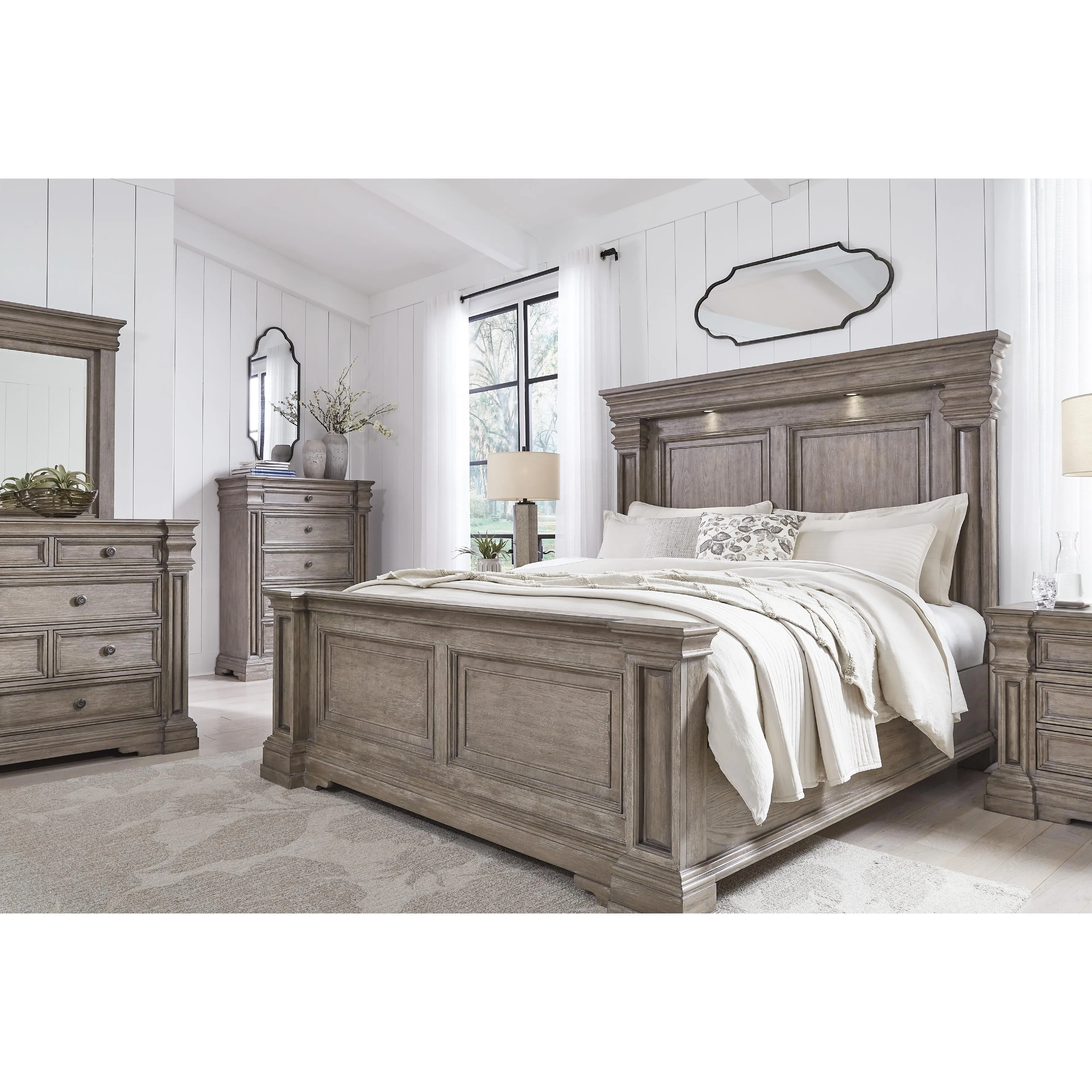 Signature Design by Ashley Blairhurst California King Panel Bed B916-58/B916-56/B916-94