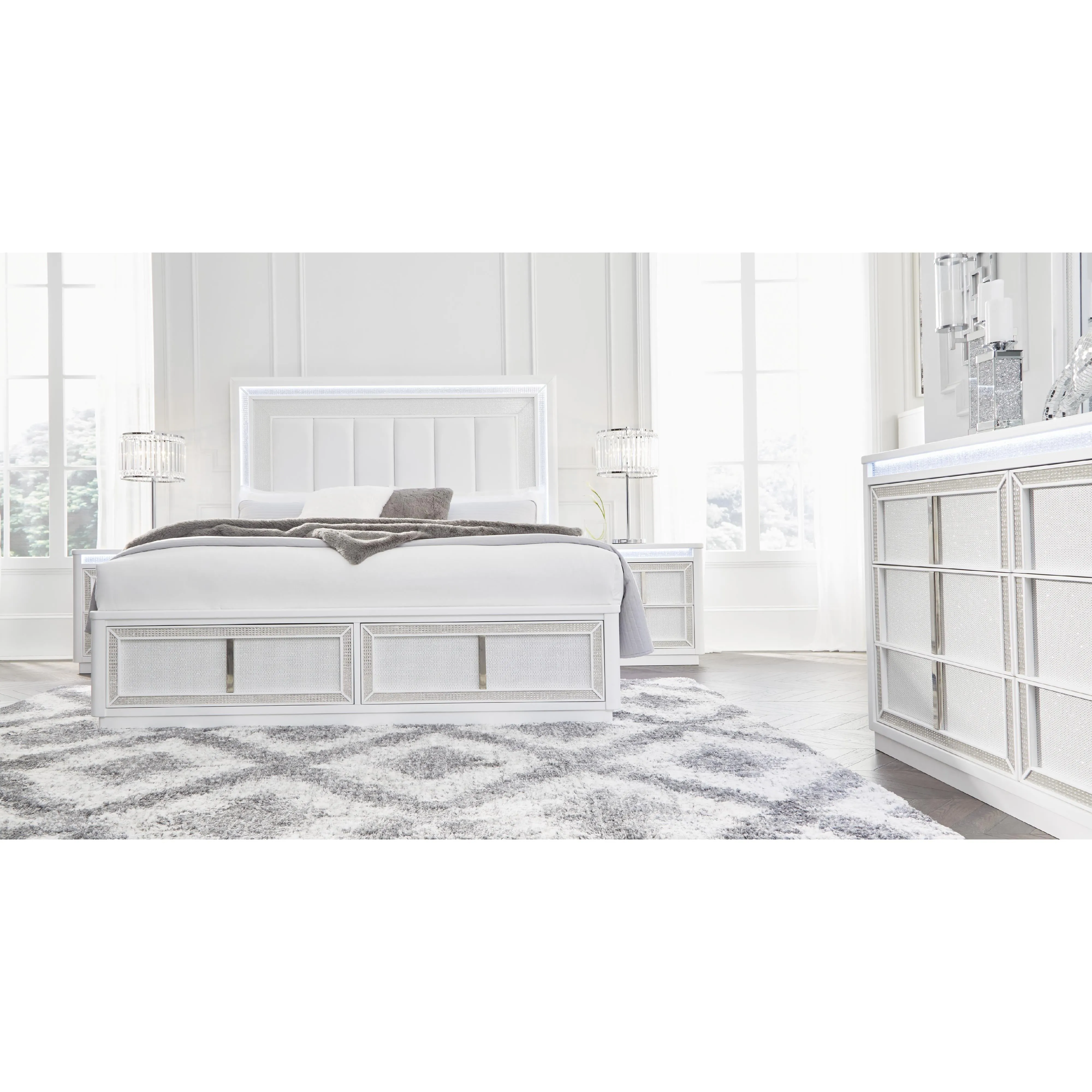 Signature Design by Ashley Chalanna Queen Upholstered Panel Bed with Storage B822-57/B822-54S/B822-97